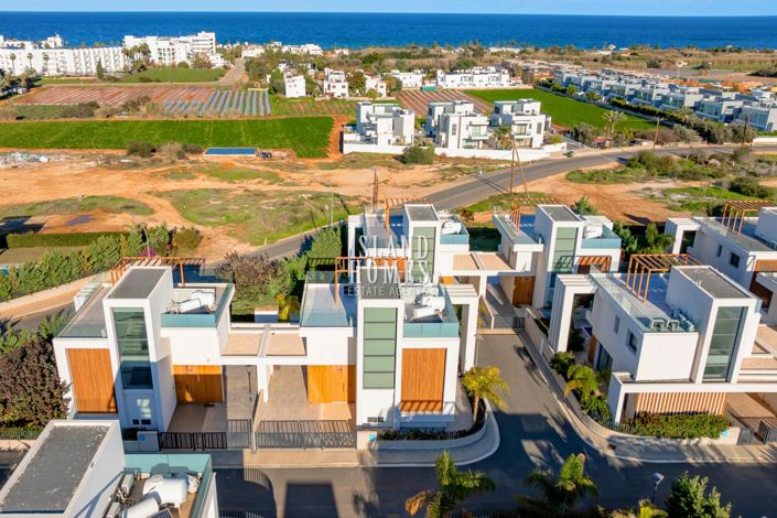 Image No.7-3 Bed Villa / Detached for sale