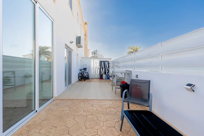 Image No.31-3 Bed Villa for sale