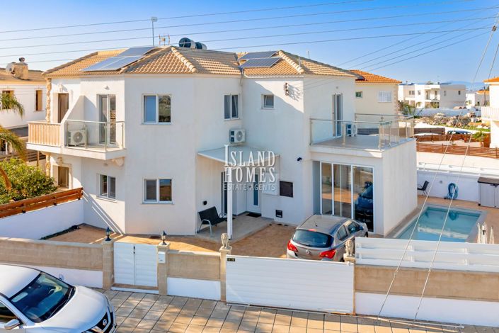 Image No.32-3 Bed Villa for sale