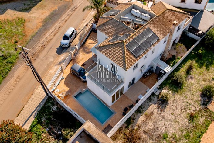 Image No.33-3 Bed Villa for sale