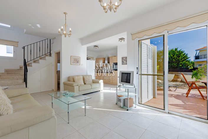 Image No.3-2 Bed Villa for sale