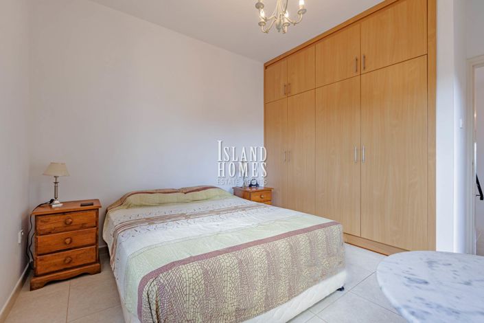 Image No.22-2 Bed Villa for sale