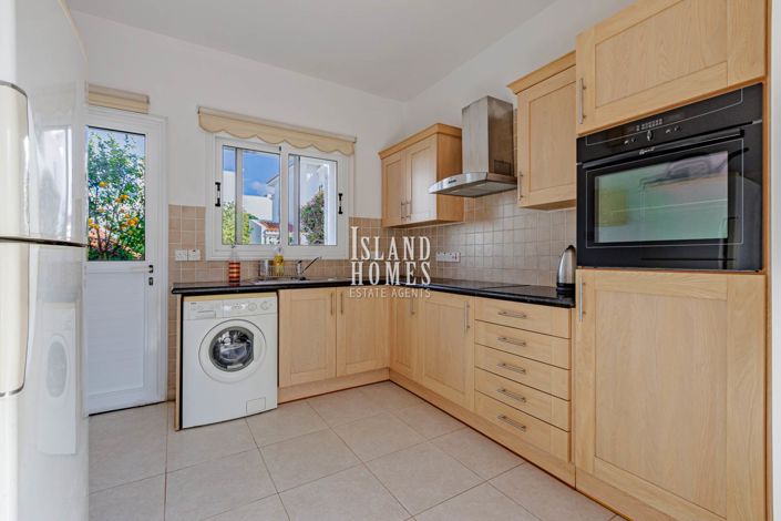 Image No.5-2 Bed Villa for sale