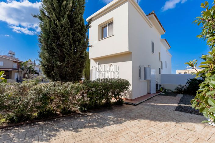 Image No.8-2 Bed Villa for sale