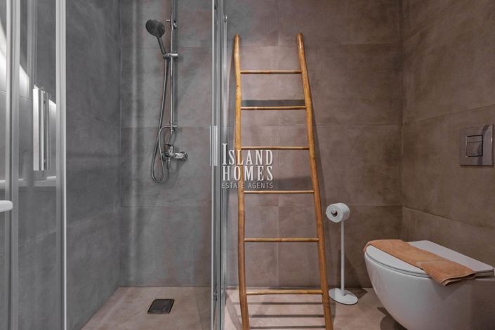 Image No.15-2 Bed Apartment for sale