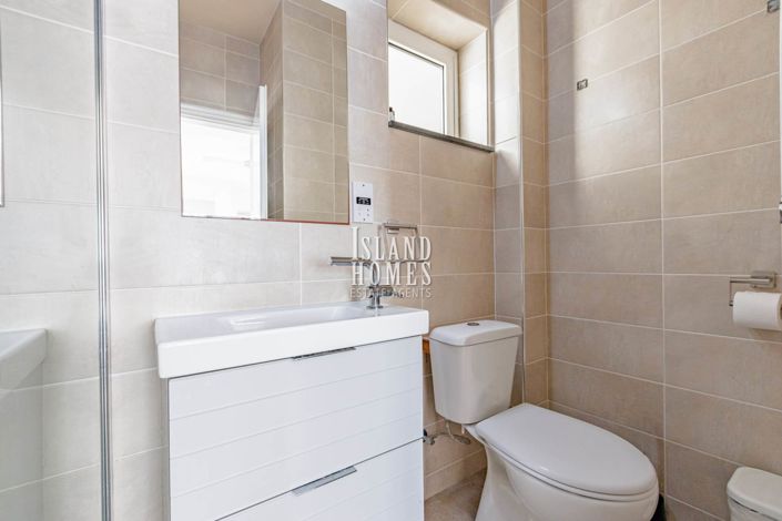 Image No.17-Studio for sale