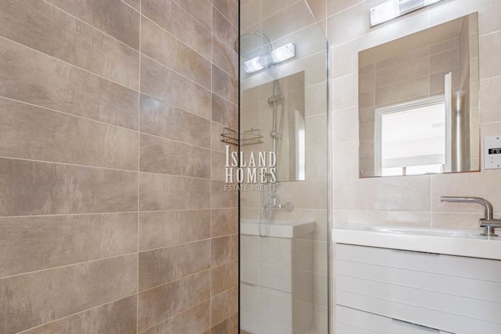 Image No.18-Studio for sale