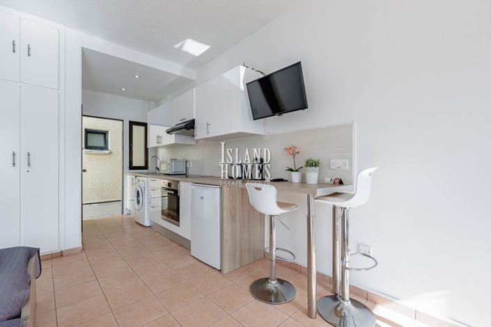 Image No.10-Studio for sale