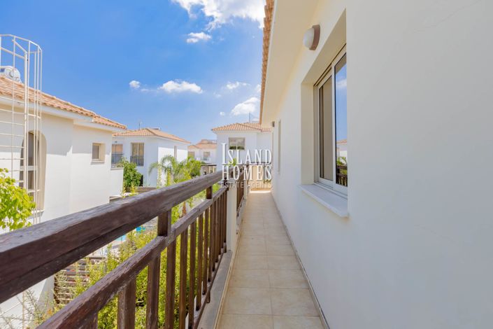 Image No.37-3 Bed Villa for sale