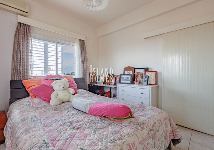 Image No.15-3 Bed Apartment for sale