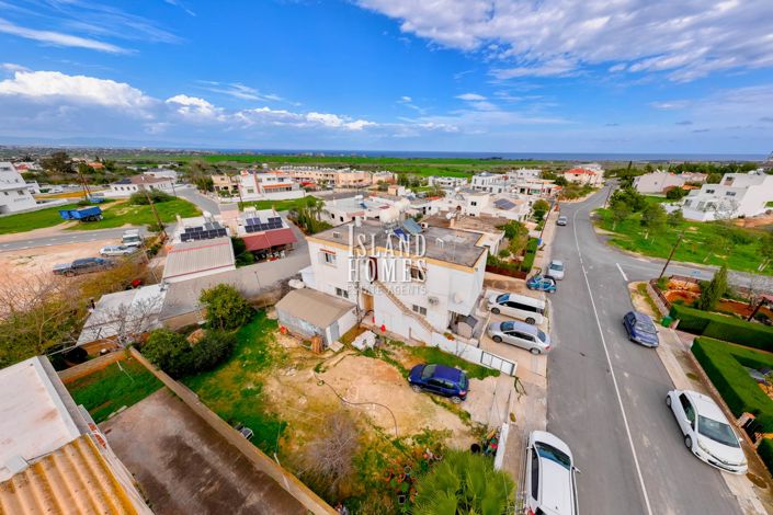 Image No.18-3 Bed Apartment for sale