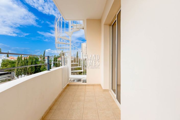 Image No.15-2 Bed Apartment for sale