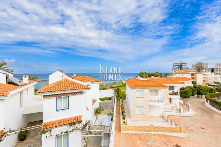 Image No.17-2 Bed Apartment for sale