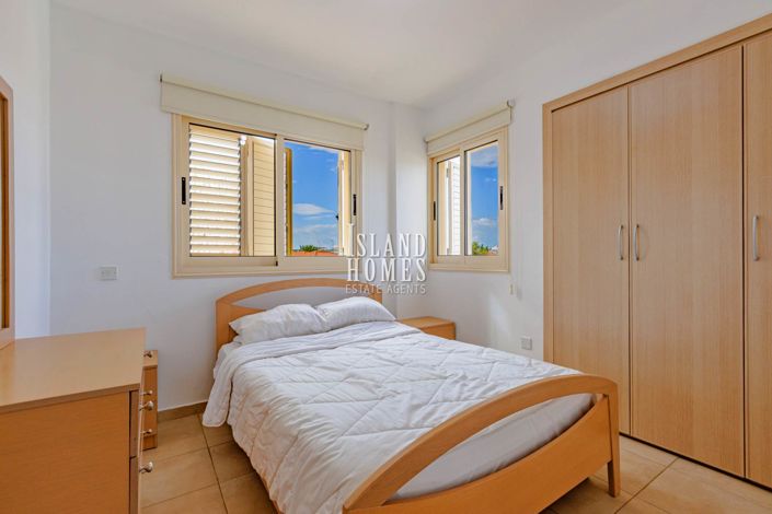 Image No.21-2 Bed Apartment for sale