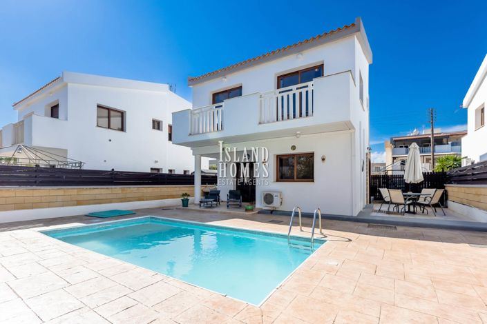 Image No.16-3 Bed Villa for sale