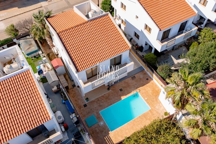 Image No.4-3 Bed Villa for sale