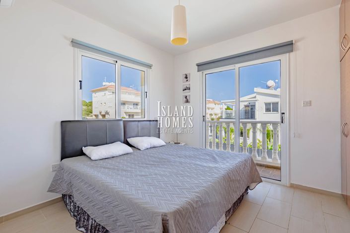 Image No.16-3 Bed Villa / Detached for sale