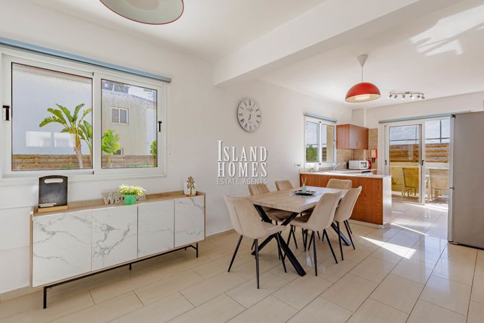 Image No.5-3 Bed Villa / Detached for sale