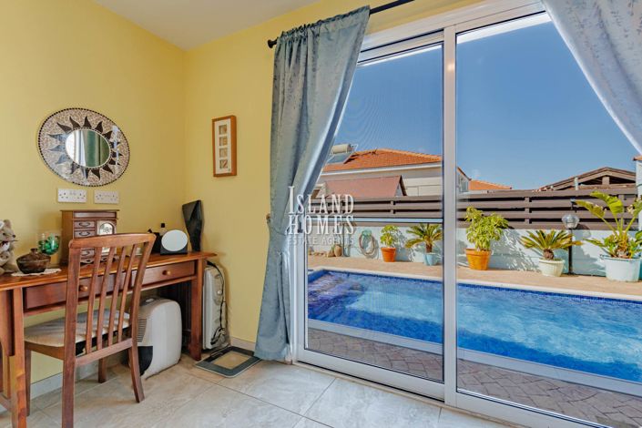 Image No.19-2 Bed Bungalow for sale