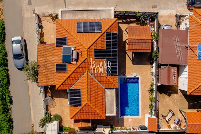 Image No.28-2 Bed Bungalow for sale