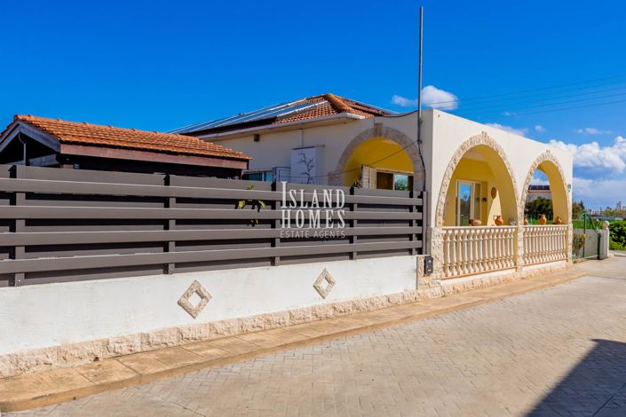 Image No.29-2 Bed Bungalow for sale