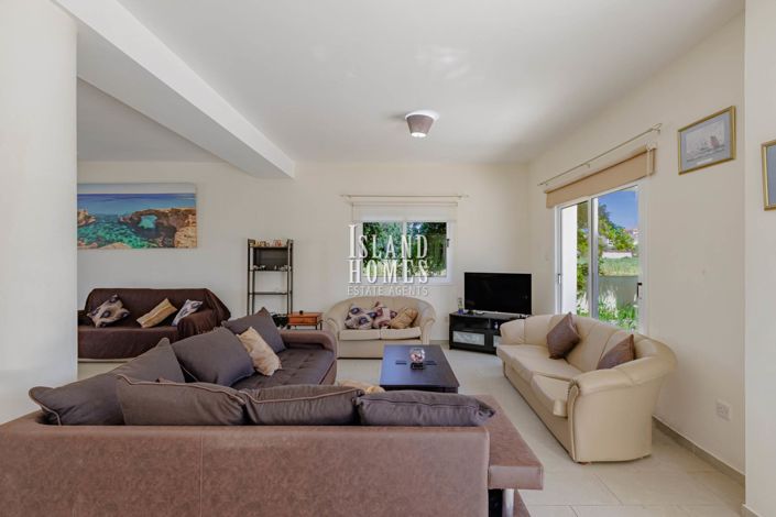 Image No.3-Villa de 3 chambres à vendre à Ayia Napa