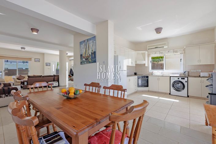 Image No.5-Villa de 3 chambres à vendre à Ayia Napa