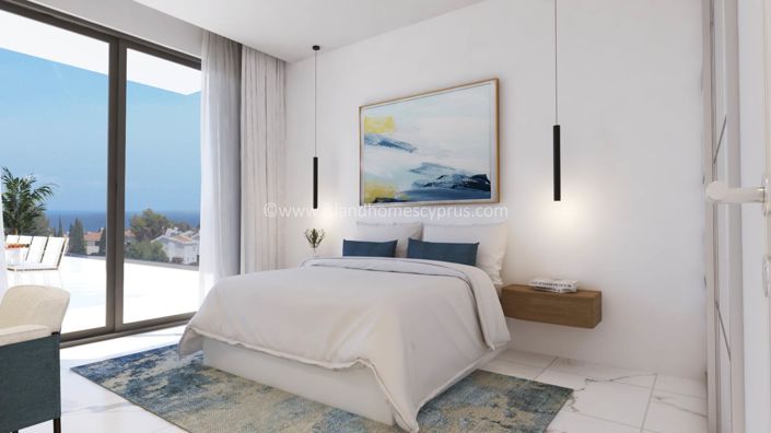 Image No.14-3 Bed Apartment for sale