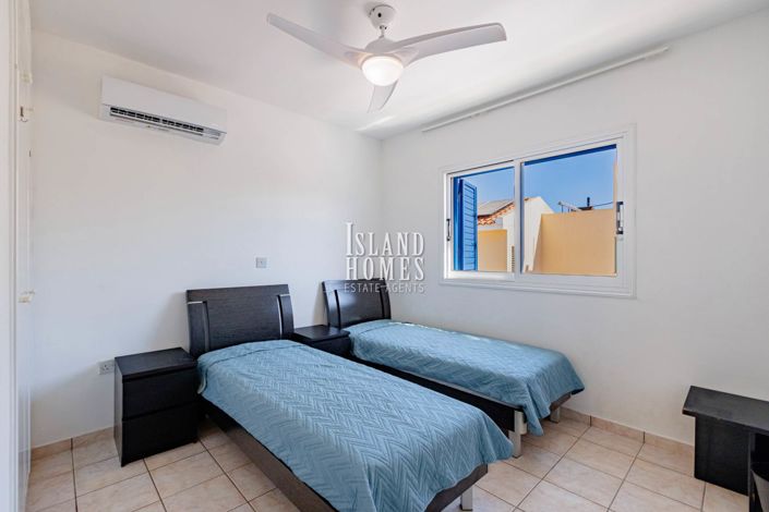 Image No.24-2 Bed Townhouse for sale