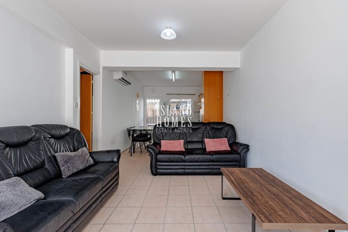 Image No.10-2 Bed Townhouse for sale