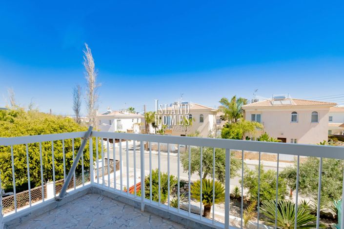 Image No.19-3 Bed Villa / Detached for sale