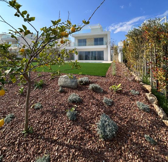 Image No.14-6 Bed Villa / Detached for sale