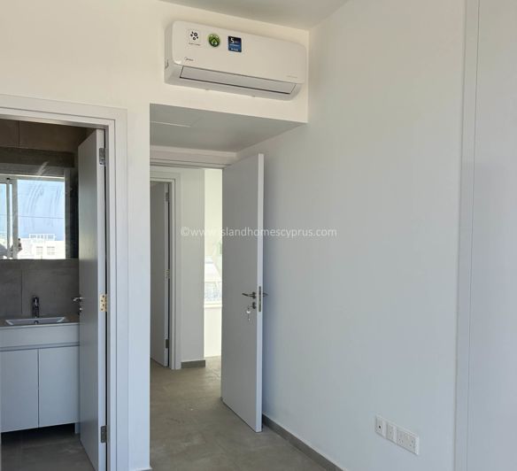 Image No.19-6 Bed Villa / Detached for sale