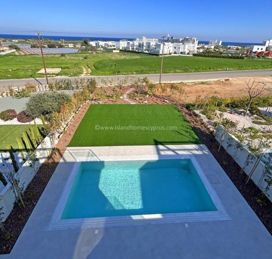 Image No.2-6 Bed Villa / Detached for sale