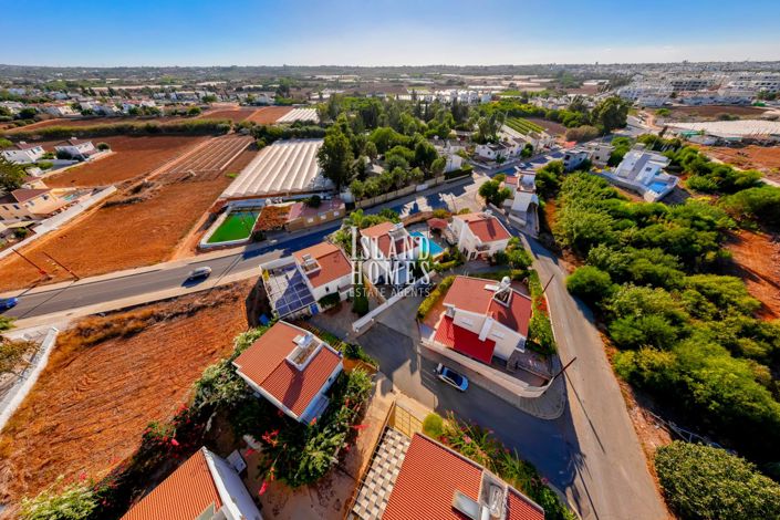 Image No.33-Villa / Détaché de 3 chambres à vendre à Ayia Triada
