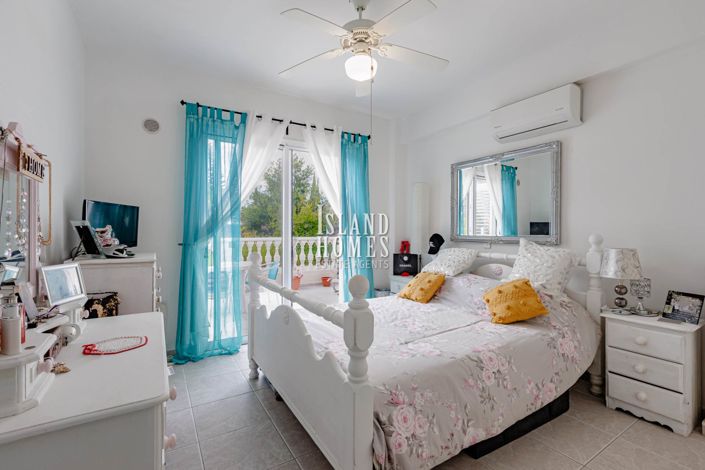 Image No.18-2 Bed Apartment for sale