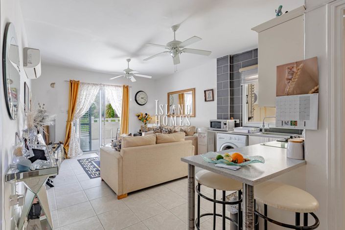 Image No.10-2 Bed Apartment for sale