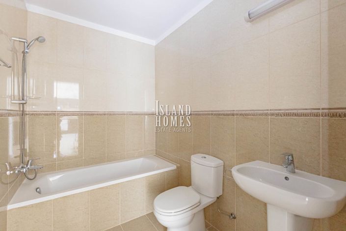 Image No.10-1 Bed Apartment for sale