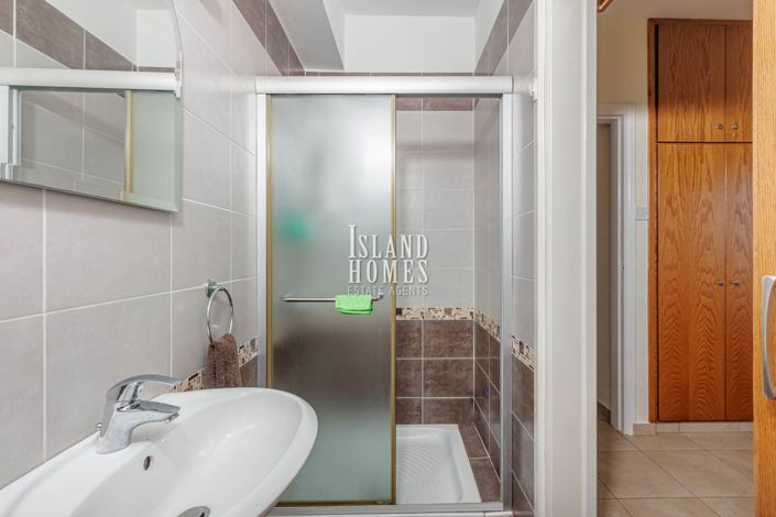 Image No.19-Appartement de 2 chambres à vendre à Liopetri