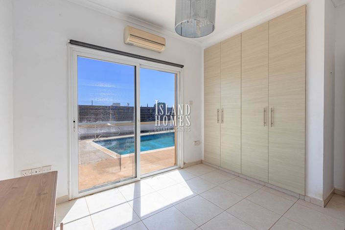 Image No.29-3 Bed Bungalow for sale