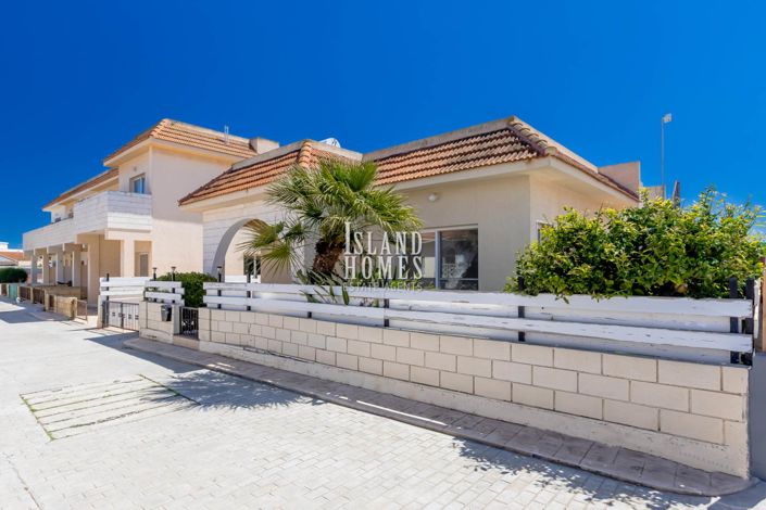 Image No.35-3 Bed Bungalow for sale