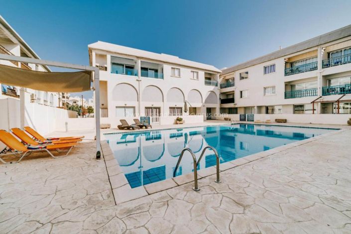 Image No.2-Studio for sale