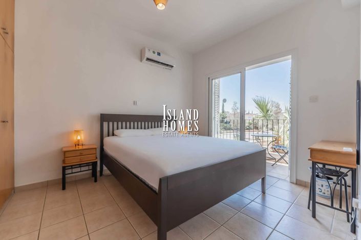 Image No.12-2 Bed Villa / Detached for sale