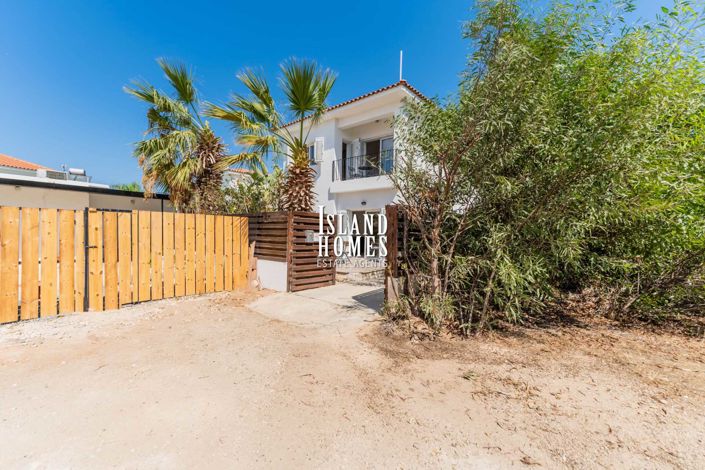 Image No.18-2 Bed Villa / Detached for sale