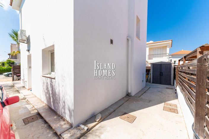 Image No.19-2 Bed Villa / Detached for sale