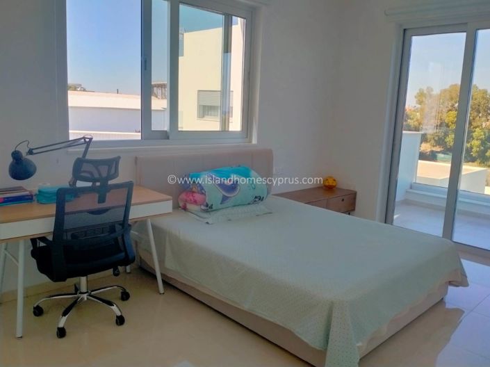 Image No.13-4 Bed Villa for sale