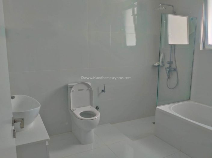 Image No.14-4 Bed Villa for sale