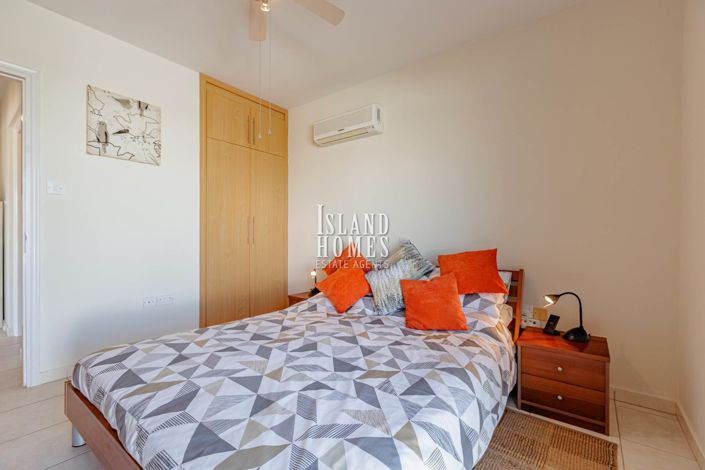 Image No.22-2 Bed Apartment for sale