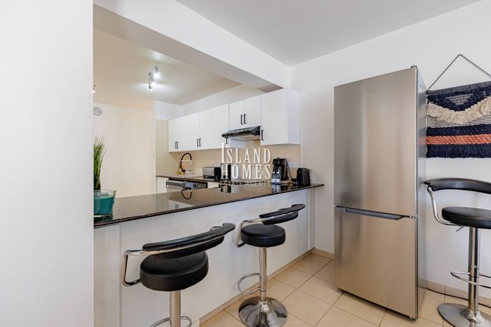 Image No.12-2 Bed Apartment for sale