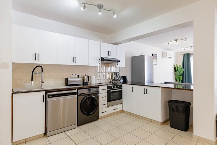 Image No.15-2 Bed Apartment for sale